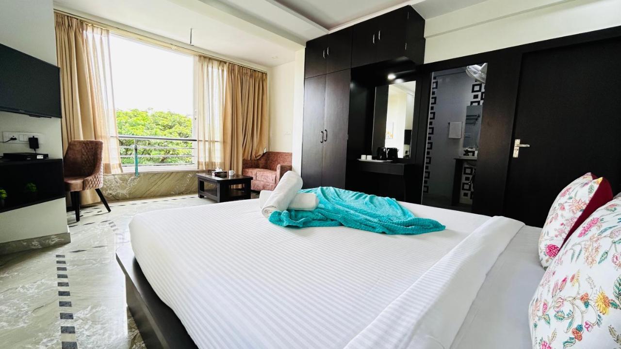 Bluo Lake View Newtown - Boutique Hotel Kolkata Ngoại thất bức ảnh