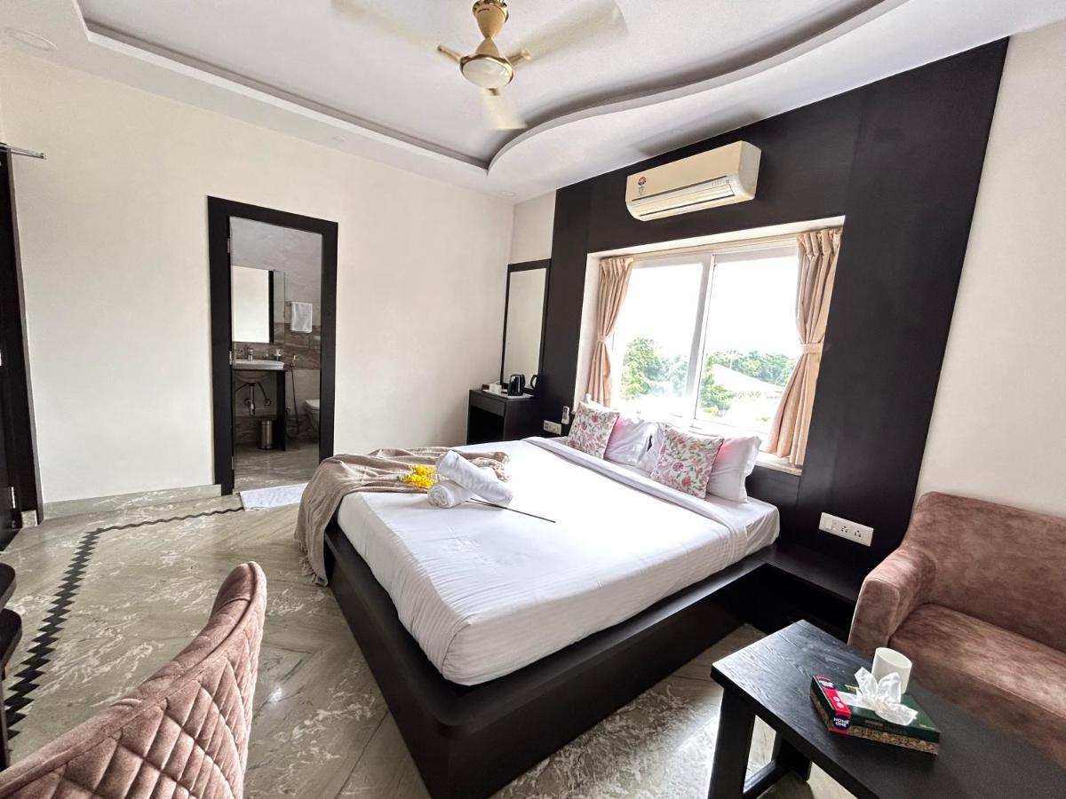 Bluo Lake View Newtown - Boutique Hotel Kolkata Ngoại thất bức ảnh