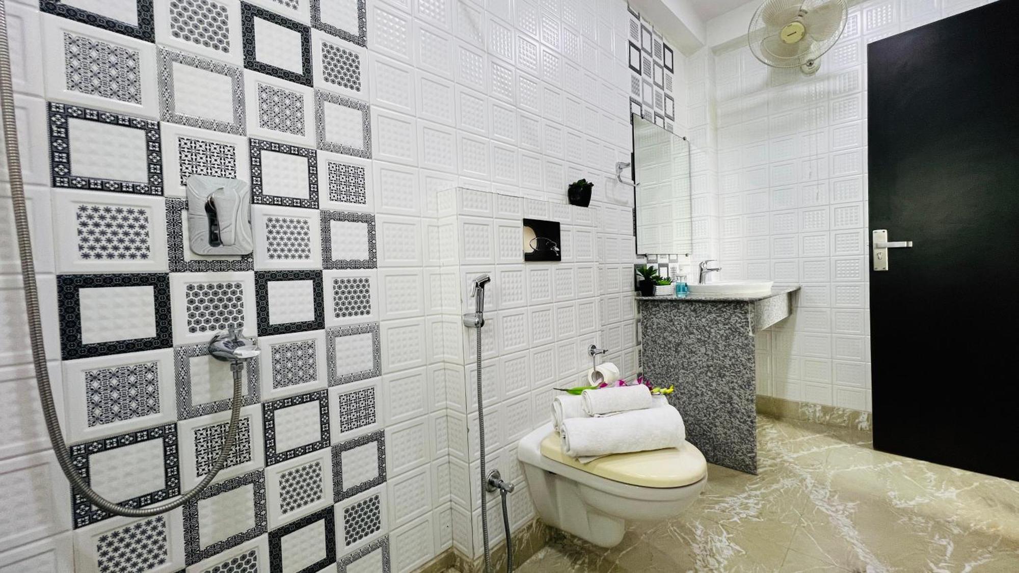 Bluo Lake View Newtown - Boutique Hotel Kolkata Ngoại thất bức ảnh